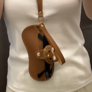 Portable Hellokitty Cat Sunglasses Case Neck Strap Protective Cover for Glasses Sunscreen Bag Convenient Storage Solution