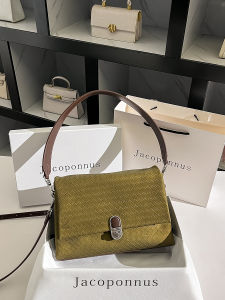 High-End Soft Leather Woven Pattern Green Underarm Envelope Tote Bag for Women Retro Artistic Style Double Handle Zipper Closure