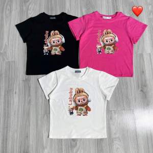 ÁO THUN NỮ CỔ TRÒN BODY IN HÌNH LABUBU ẢNH CHỤP