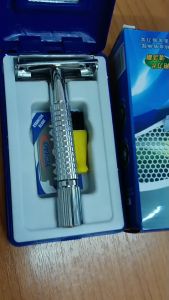 ส่งกรุงเทพ วัสดุเป็นแสตนเลสกันสนิม ทำความสะอาดและใช้ได้หลายครั้ง ใบมีดคมนิยมใช้ตามคลีนิกและโรงพยาบาล