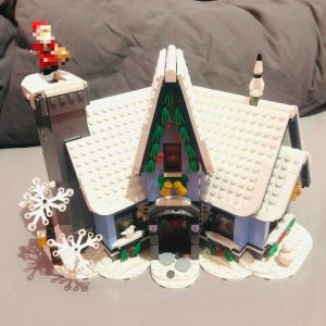 1445PCS Creative Winter Village Santas Visit Building Blocks City Street View Assemble Bricks Toys Gift For Children Kids