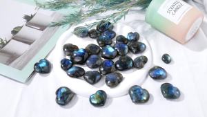 Natural Crystal Labradorite Stone Heart Shaped Blue Light Healing GemHome Fish Tank Aquarium Decoration Ornament Collection