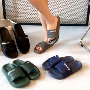 SANDUGO Classic Style Outdoor Slippers: Lightweight Footwear for Men & Women