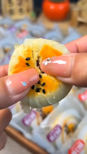 [BUY 1 TAKE 1] Premium Salted Egg Yolk Manju – Soft Texture Not Greasy Tasty Treat