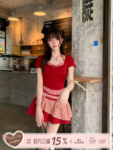 Stylish and Slim Fit Checkered False Two-Piece Top Set with Mini Skirt