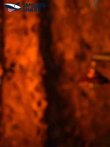 New Smiling Shark Red and white dual light source flashlight with 180 degree rotating magnetic base multifunctional car maintenance work light