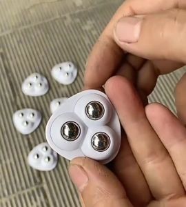 Bộ 4 bánh xe mini 3 gắn đồ vật đồ nội thất đa năng giúp dễ dàng di chuyển