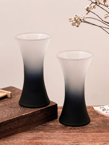 Retro Slim Fit Mountain View Champagne Glass Cocktail Glass Juice Glass Cold Drink Glass Frosted Black Crystal Glass Cup