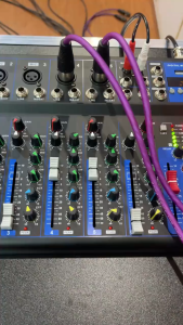 F4/F7 Professional Audio Mixer 4-channel na built-in na EQ/recording function Suportahan ang