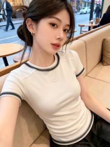 Fashionable Stylish T-shirt