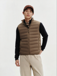 BOSIDENG | Waterproof Lightweight Mens Down Vest
