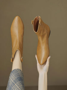 Fashionable Short Boots Womens Autumn Spring Low Heel Flat Back Zipper Soft Leather Winter Fleece Korean Style Pointed Toe