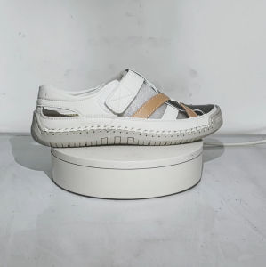 Prelesty Man Sandal Pria Gunung Olahraga Hiking Shoes Casual Outdoor Ringan Sendal Adventure Kekinian Lembut Anti Slip Kuat Kekinian 444