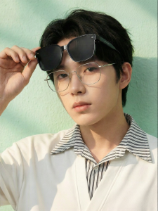 HELEN KELLER | Polarized UV Protection Sun Glasses Over Glasses Light