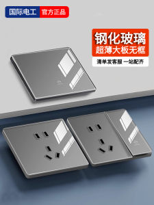 ปลั๊กไฟแบบนิรภัยกระจกนิรภัยแบบหนาพร้อมแผงปุ่มควบคุม 86 แบบสีเทา ติดตั้งในผนังแบบซ่อน 1 ช่อง 2 ทาง 5 ช่อง