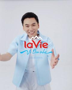Thùng 20 Chai Nước Khoáng Thiên Nhiên Lavie+ Kiềm 400ml - Vị thanh mát sảng khoái bù nước bù khoáng bổ sung kiềm