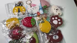 เคสที่ถือพวงกุญแจหนัง สำหรับ Apple AirTag เคสป้องกัน AirTag น่ารัก พร้อมห่วงพวงกุญแจ เคสป้องกันรอยขีดข่วน สำหรับติดตาม GPS สำหรับกระเป๋าสตางค์และกุญแจ