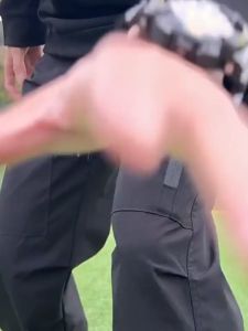 👖NEW👖กางเกงคาร์โก้ผู้ชาย กางเกงขายาวผู้ชาย หลายกระเป๋า กันน้ํา ทรงหลวม คุณภาพดี เหมาะสำหรับกิจกรรมกางแจ้ง