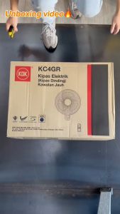 KDK KC-4GR Oscillating Wall Fan 3-Speed with Remote Control Durable 40cm/16" Blade SIRIM Approved 1-Year Warranty - Ready Stock