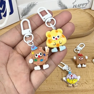 ONE-C1416 Gantungan Kunci Mini Resin Keychain Model Cookies Cake Serbaguna / Gantungan Kunci Motor