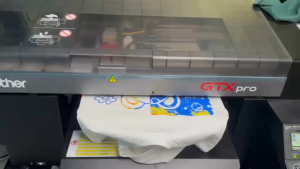 Printed T shirt เสื้อยืดแขนสั้น เสื้อคู่รัก 2025 oversized เสื้อยืดหมาแมวน่ารัก เสื้อยืด cotto100% 68009#