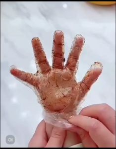 OHHDEER 100 Pack Childrens Disposable Gloves Food Grade Independent Packaging Kitchen PE Gloves