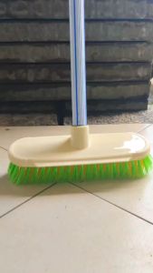 Dragon Sikat dorong lantai gagang panjang Nilon untuk toilet kamar mandi tiupe D938