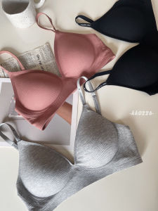 Kkins Seamless Removable Thick Cup Womens Bra No Steel Ring Youth Female Fixed Strap V-Style Four Season Wear Underwear