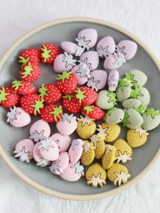 Adorable Strawberry Silicone Beads Baby Teeth Grinding Accessories Chewing Fun for Infants Tooth Gel Beads Dental Health