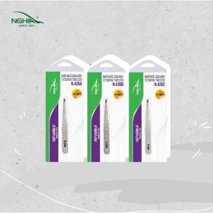 Nhíp Nhổ Lông Mày Đầu Xéo Hoa Văn Inox Kềm Nghĩa N.426