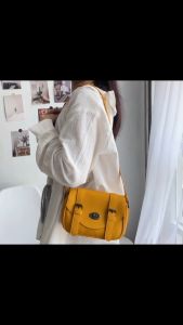 NEW - Tas Wanita Selempang Bahan PU Premium Terbaru Tahun 2023 - Tas Slingbag Wanita Viral Muat Hp - Tali Bisa di Sesuaikan FREE GANTUNGAN - Bisa Bayar Di Tempat