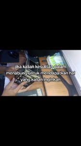 Celengan Miniatur Kabah: Koleksi Souvenir & Aksesori Perjalanan