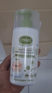 Enfant (อองฟองต์) Organic Plus Extra Moisture Daily Nourishing Lotion โลชั่นใช้ได้ตั้งแต่แรกเกิด