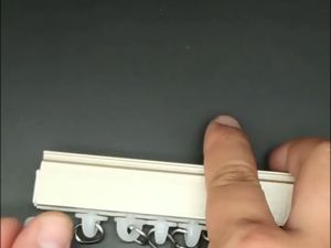 ลูกล้อราวม่านจีบ 100ตัว (ขายส่ง0.9บ.) ลูกล้อรางM/รางU/รางไมโคร/รางม่านจีบ ราคาถูก คุณภาพดี อะไหล่ราวม่านจีบ