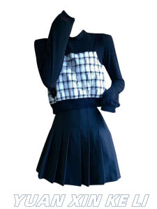 Áo Len Dệt Kim Ngắn Kẻ Caro Phong Cách Mới Thu Đông 2024 Dành Cho Nữ Áo Chui Đầu Cổ Tròn Áo Khoác Ngoài Hai Mảnh