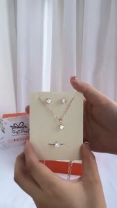 Young4you 5 Popular Women's Light Luxury Fashion Quartz Watches & Square Diamond Jewelry Set For Daily Wear As A Gift For Friends & Family