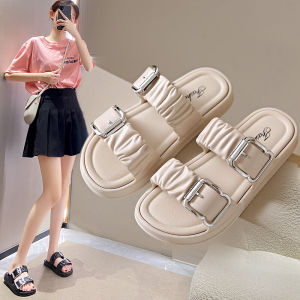 รองเท้าแตะส้นแบนแบบสวมสบายสำหรับผู้หญิงในช่วงฤดูร้อนปี 2025 ทรงใหม่ รองเท้าแตะชายหาดแบบหนาป้องกันการลื่น รองเท้าแตะแบบสวมสบาย สไตล์เกาหลี