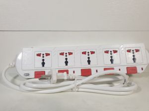 Ổ cắm Điện Quang 5 công tắc 5 ổ 3 chấu dây 2m/5m chịu tải 2600W có rờ le điện bảo vệ