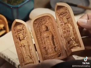 Hộp gỗ tượng phật hoàng dương 3 tượng phong thủy tượng tam thánh phật khám thờ phật tượng trang trí để bàn Decor Việt