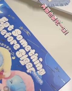 JML积木乐 ReadyStocks MINISO Disney Stitch Eat Something Before Sleep Blind Box 迪士尼 史迪奇再困也要吃一口 盲盒 史迪仔 挂件 毛绒 玩偶