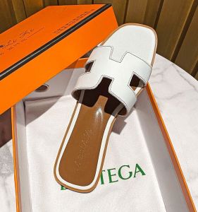 Dép Da Thật Thời Trang Mùa Hè Cho Nữ Đi Biển Đế Phẳng Đế Cao Su Dép Xăng Đan Phong Cách Hàn Quốc Màu Trơn Đế Bằng