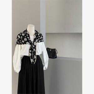 ผ้าพันคอไหมลายดอกไม้ชาติพันธุ์คุณภาพพร้อมเข็มขัดสำหรับผู้หญิง W631 ฤดูใบไม้ร่วง 2024 ไม่มีแบรนด์ ไม่มีเครื่องหมายการค้า