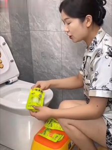 Viên Treo Bồn Cầu Khử Mùi Toilet Nhật Bản Hộp 4 Mùi | Sáp Thơm Toilet Gel Treo Bồn Cầu Thơm Lâu