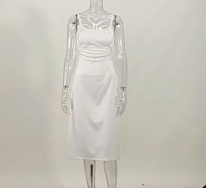 Miko พร้อมส่ง ชุดเดรสสายเดี่ยว เดรสยาว เครสโชว์หลัง เว้าเอว มัดกลางหลัง น่ารักเซ็กซี่ ชุดไปเที่ยวใส่ไปคาเฟ่ สไตล์เวียดนาม