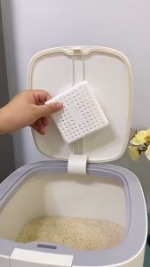 Rice insect repellent /Penghalau beras kutu simpan 米箱驱虫剂