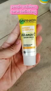 Garnier Bright Complete Vitamin C Serum Cream UV 20ML - Krim Wajah