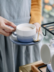 Luxurious and Simple European Style Coffee Set