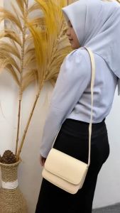 Tas Selempang Wanita Sling Bag Korean Style Simple Elegan