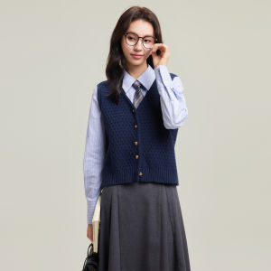 MOVK | Áo Gile Knit Cổ V Màu Hải Quân