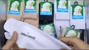 Isi 12 Pasang Kaos Kaki Muslimah Panjang Selutut